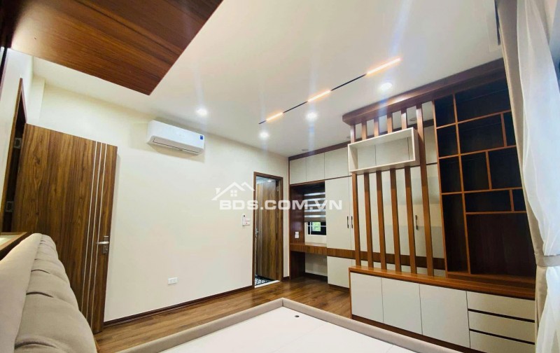 CẦN BÁN GẤP !!! MẶT PHỐ CỰ LỘC - 40m x 6 TẦNG THANG MÁY - LÔ GÓC GIÁ HƠN 13 TỶ
